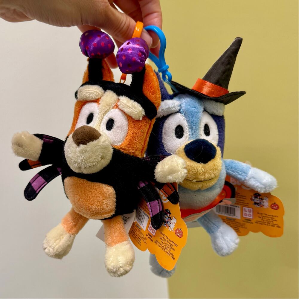 Disney Bluey Halloween Bundle 2 Backpack Purse Clip Plush Charm Witch Spider NEW